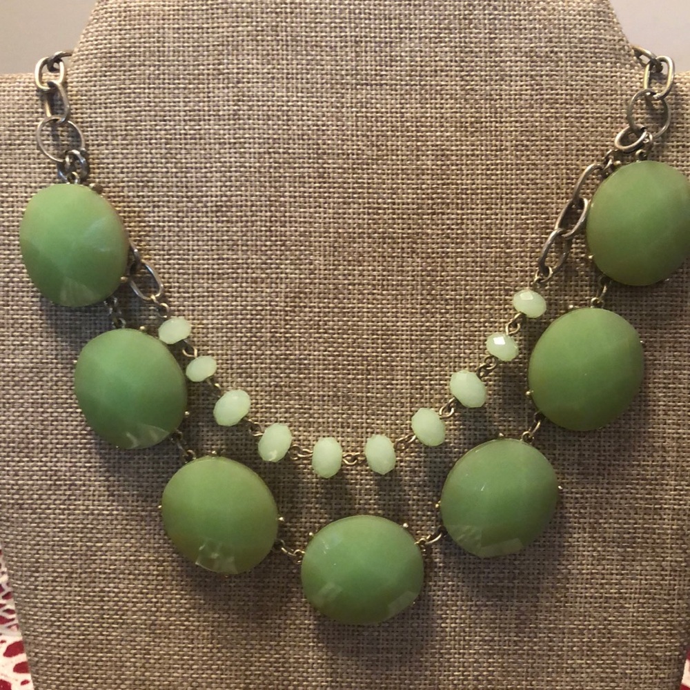 Premier Designs “Mint Condition” Necklace